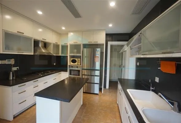 No 112 Lakeside Ville(6)