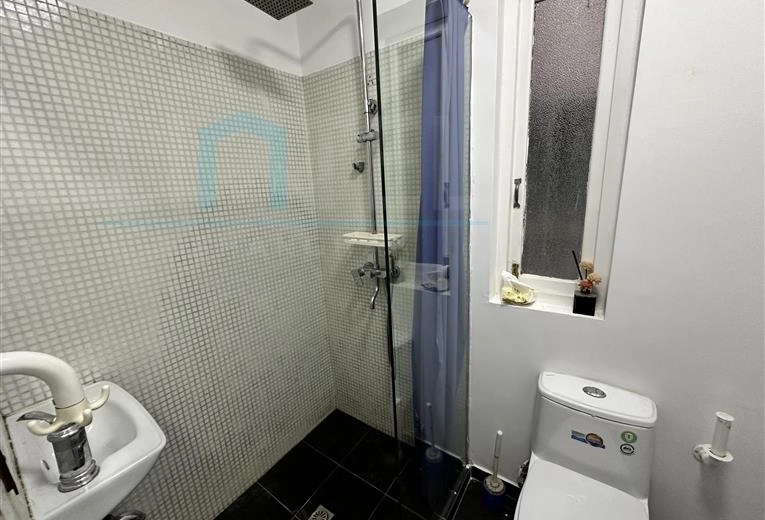 No 1186 Beijing west Road(12)