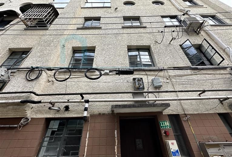 No 1186 Beijing west Road(2)