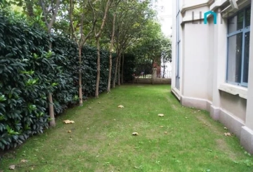 No 12 Beverly Hills(2)