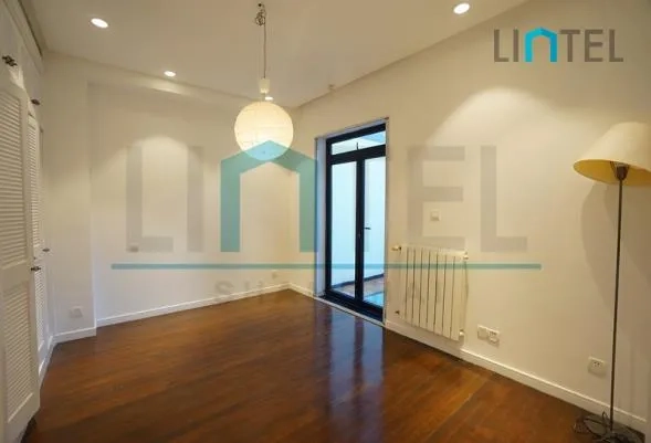 No 12 Lane 275 Anfu Road(17)