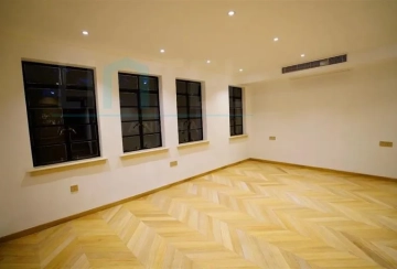 No 128 Lane 591 Nanjing west Road(13)