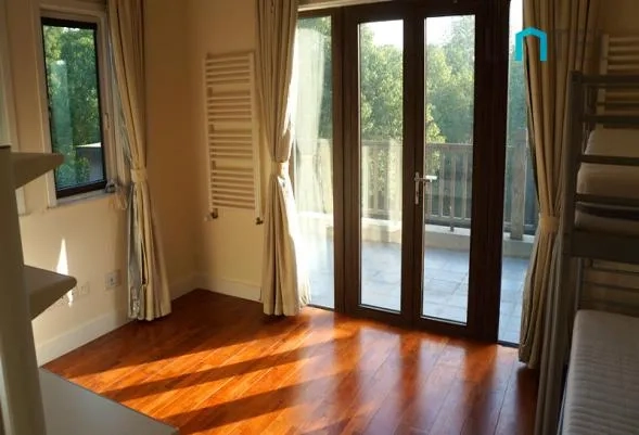 No 130 Tiziano Villa(9)