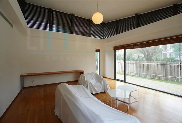 No 131 Lakeside Ville(3)