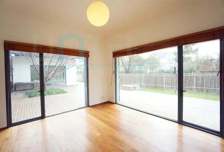 No 131 Lakeside Ville(10)