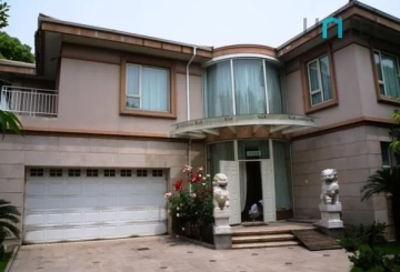 No 137 West Elite Villa