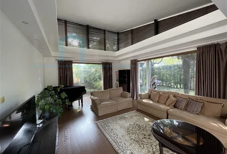 No 151 Lakeside Ville(2)