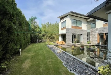 No 151 Lakeside Ville(6)