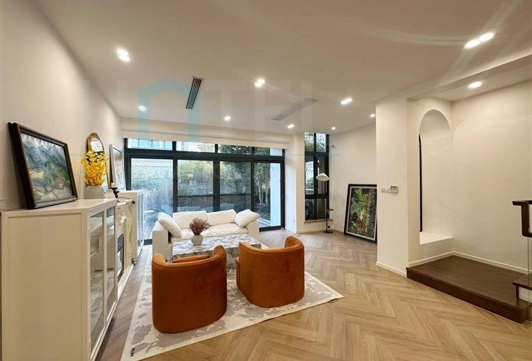 No 160 Villa Riviera(2)