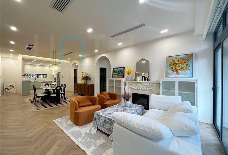 No 160 Villa Riviera(5)