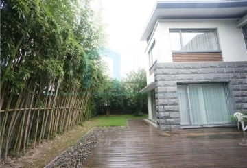 No 161 Lakeside Ville(22)