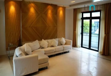 No 163 Hongqiao Golf Villa