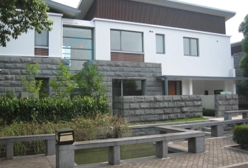 No 163 Lakeside Ville