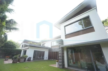 No 165 Lakeside Ville