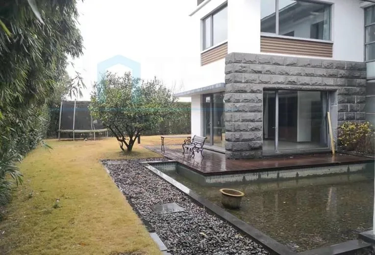 No 169 Lakeside Ville(5)