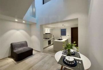 No 17 Lane 479 Nanjing west Road(4)