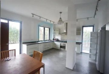 No 170 Lakeside Ville(5)