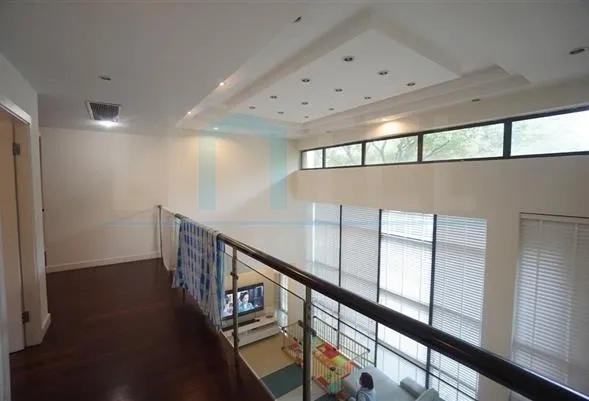 No 18 Modern Villa(18)