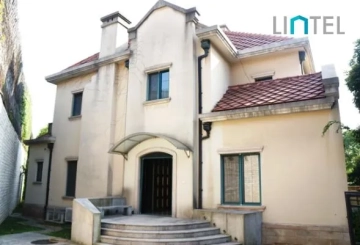 No 18 Xia Fei Villa