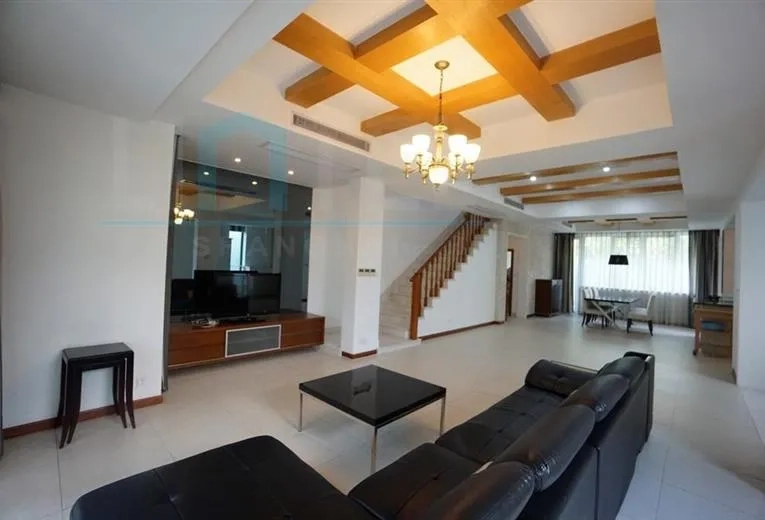 No 195 Villa Riviera(2)