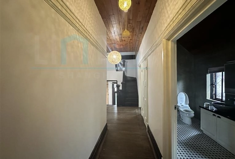 No 20 Lane 195 Yueyang Road(11)