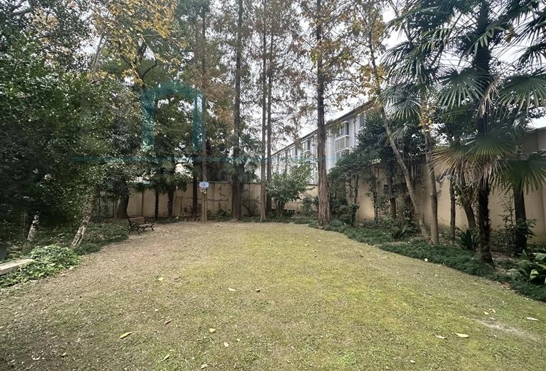 No 20 Lane 195 Yueyang Road(7)