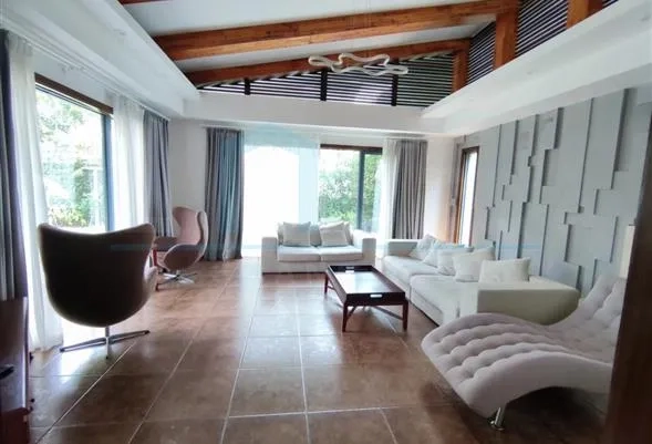 No 203 Lakeside Ville(2)