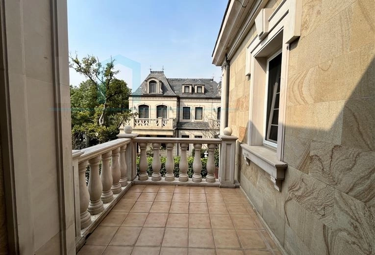 No 205 Le Chambord(8)