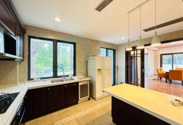 No 207 Lakeside Ville(6)