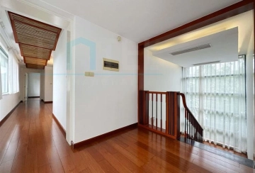 No 210 Lakeside Ville(11)