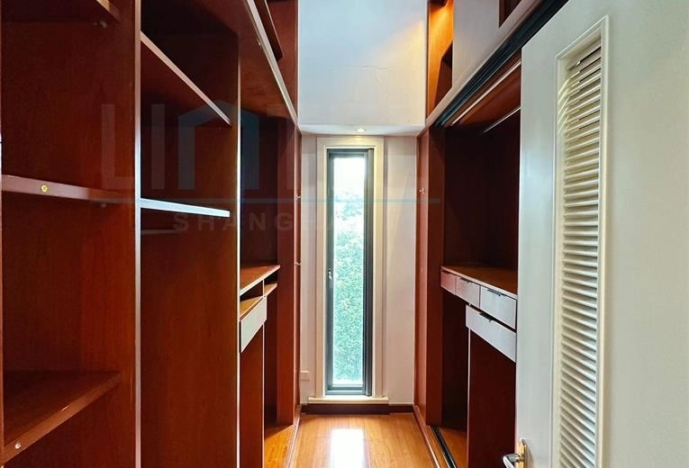No 210 Lakeside Ville(15)