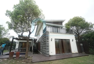 No 212 Lakeside Ville
