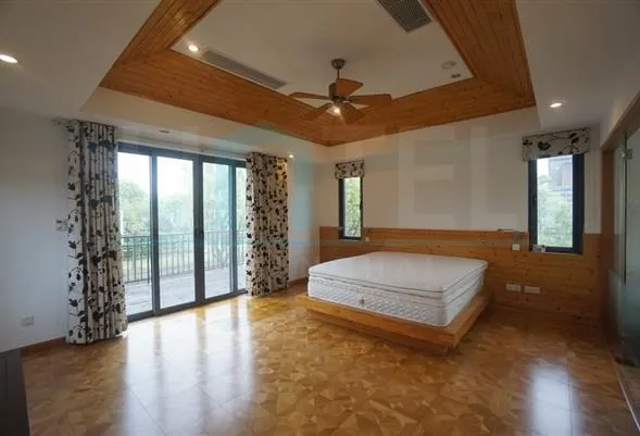 No 212 Lakeside Ville(8)