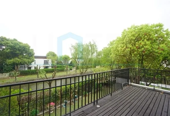 No 212 Lakeside Ville(9)