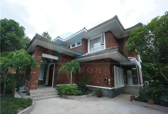 No 219 West Suburb Flourish City