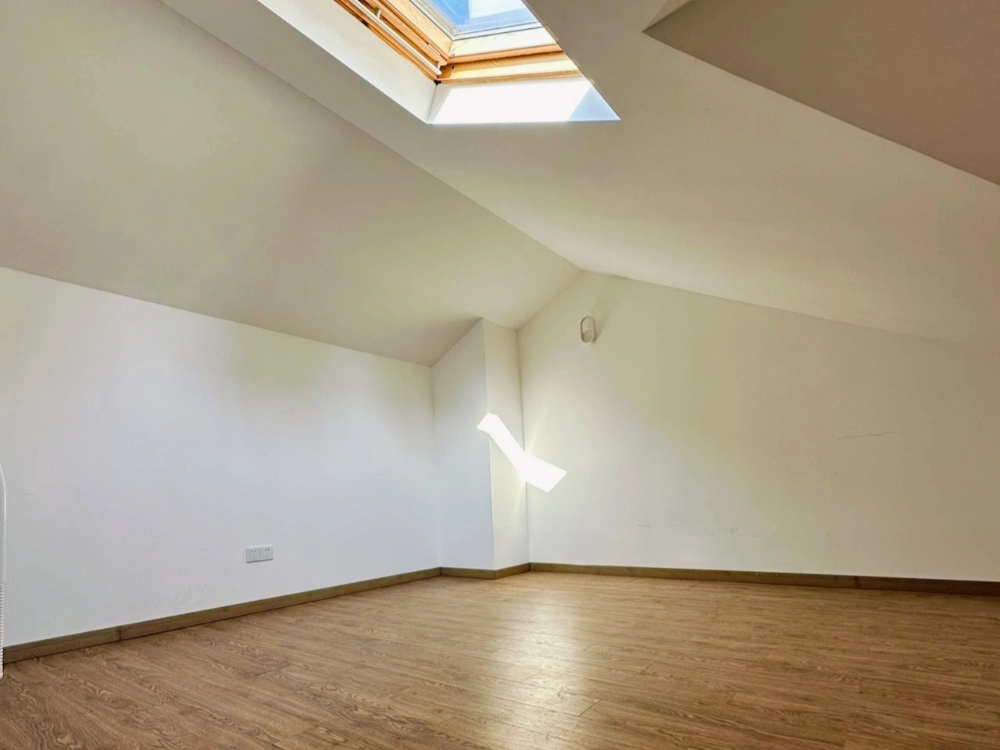 No 22 Eastern Palace(8)