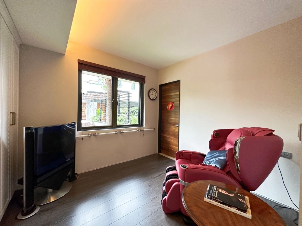 No 228 Lakeside Ville(28)