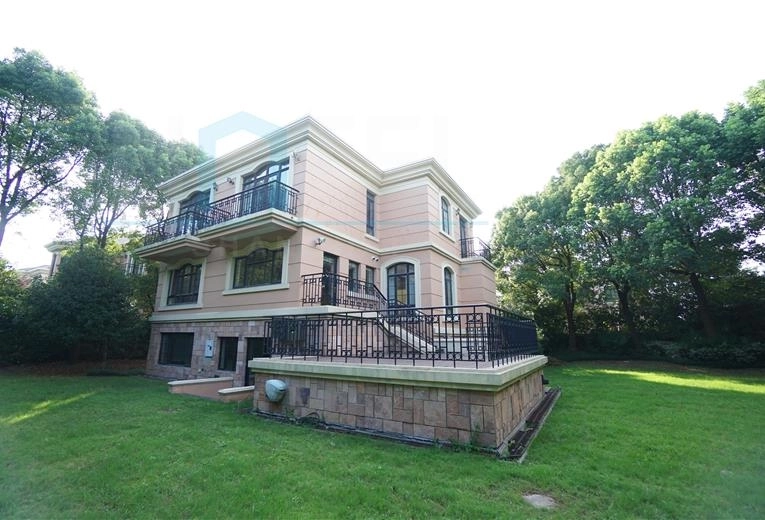 No 23 Lido Villa