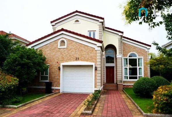 No 23 Regency Park