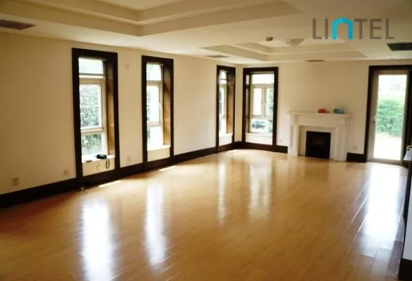 No 23 Regency Park(3)