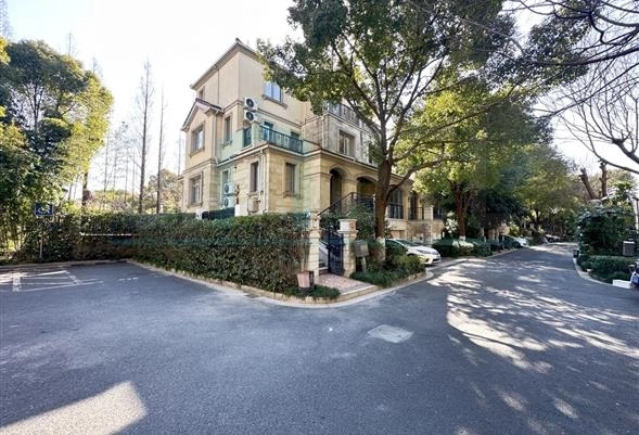No 236 Jiushi West Suburb Villa