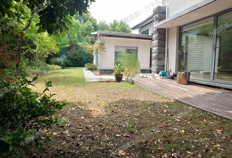 No 240 Lakeside Ville(2)