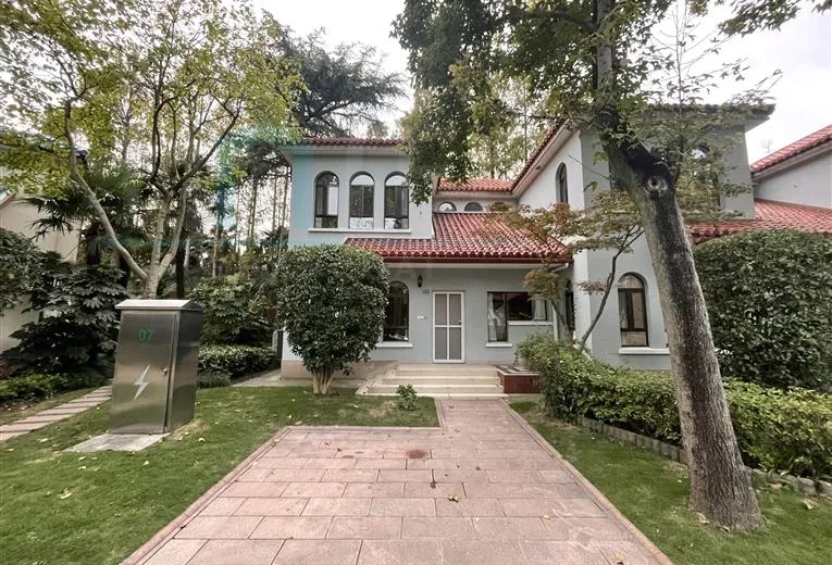 No 242 Green Valley Villa
