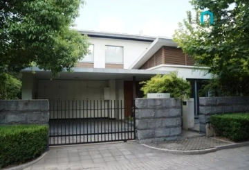 No 26 Lakeside Ville