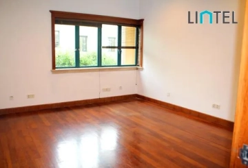 No 27 Lane 1273 Huaihai middle Road(5)