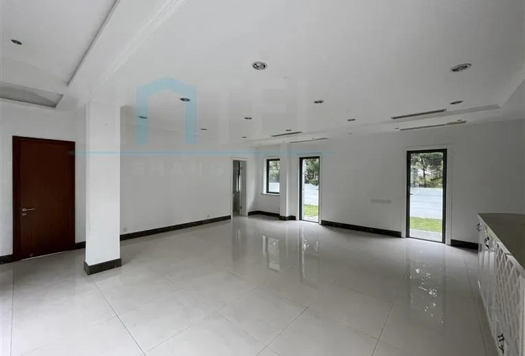 No 273 Lakeside Ville(6)