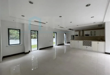 No 273 Lakeside Ville(7)