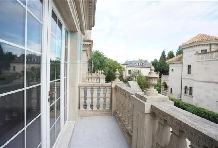 No 277 Le Chambord(27)