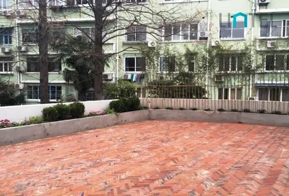 No 28 Lane 648 Lingling Road(9)