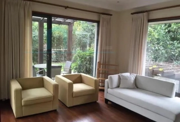 No 281 Lakeside Ville